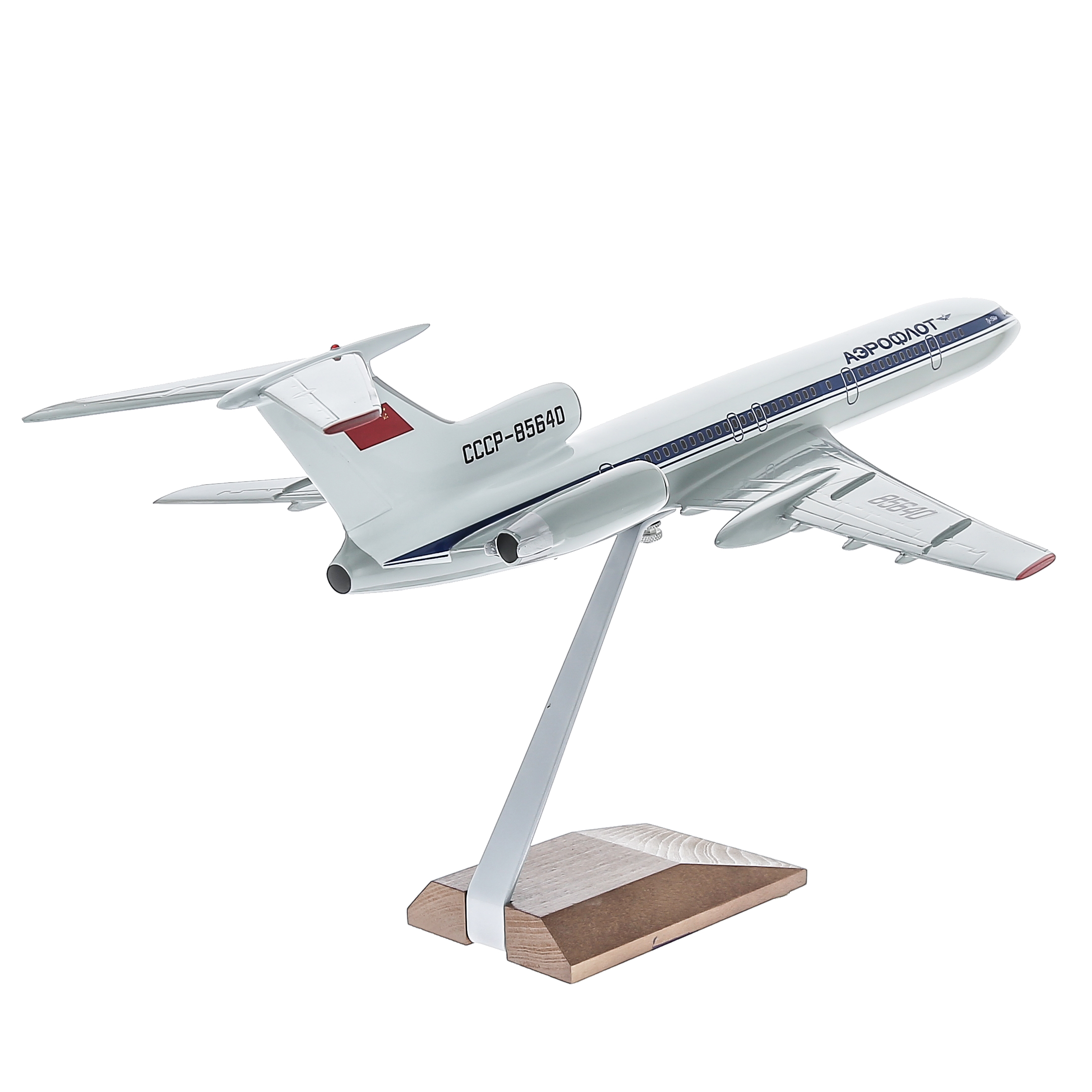 Обзоры готовых моделей пассажирских самолетов