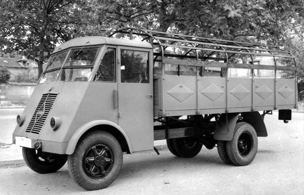 Грузовой автомобиль германской армии II MB Lastkraftwagen 3,5 t AHN, ICM Art.: 35416 Масштаб: 1/35 # 17 hobbyplus.ru