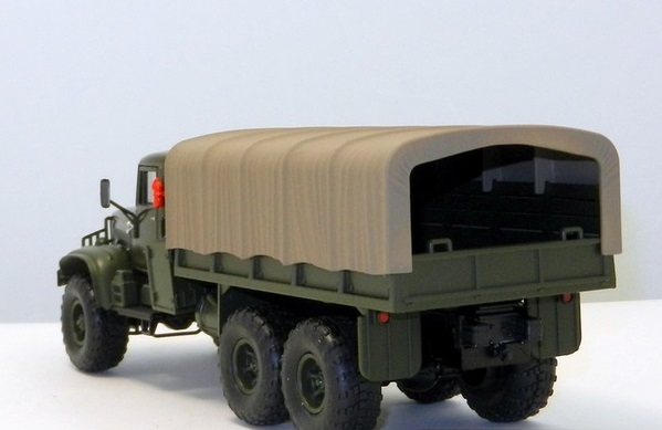 Масштабная модель КрАЗ 255Б бортовой с тентом (1979), зеленый, масштаб 1:43. Производитель Наш Автопром. Артикул Н289.з.  # 2 hobbyplus.ru