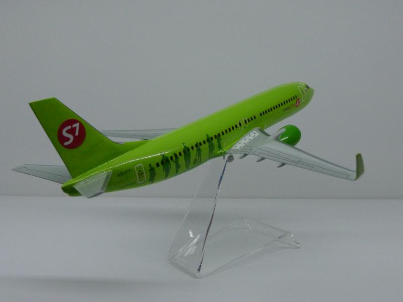    737-800   (S7 Airlines),  1:100,   39,5 . # 3 hobbyplus.ru