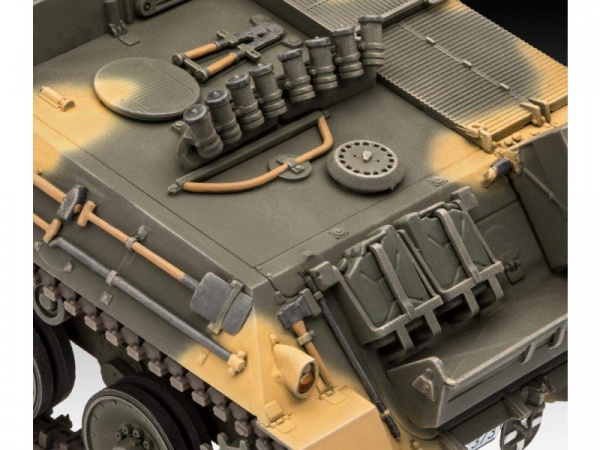 Сборная модель Revell  немецкого истребителя танков Kanonenjagdpanzer в масштабе 1:35. # 3 hobbyplus.ru