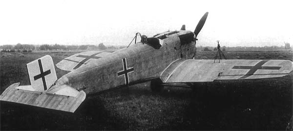 Сборная модель Германский моноплан-истребитель Junkers D.I late., производства RODEN, масштаб 1/72, артикул: Rod036 # 9 hobbyplus.ru