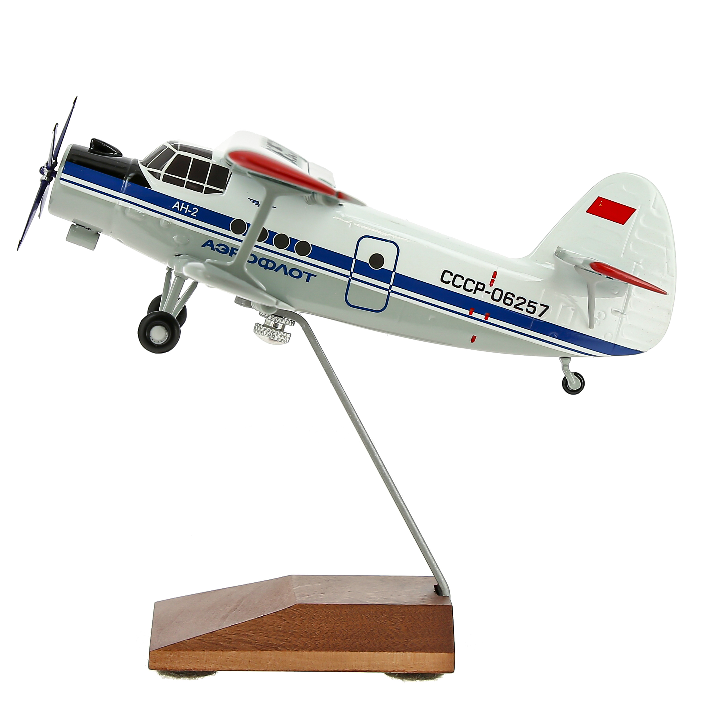Модель Самолета Ан 2 из Бумаги