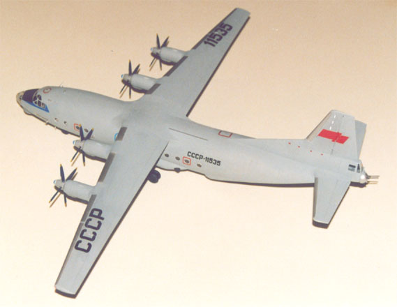 Сборная модель самолета An-12BK, производства RODEN, масштаб 1:72. # 8 hobbyplus.ru