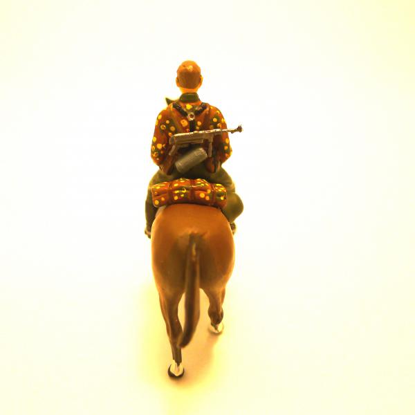 Фигура в масштабе 1:43, немецкий солдат на коне. # 2 hobbyplus.ru