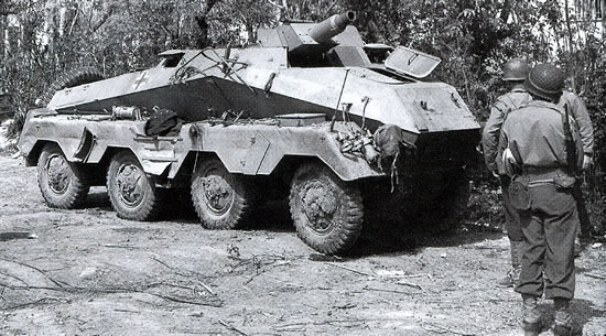 Сборная модель Немецкий тяжелый бронированный автомобиль Sd. Kfz 233, масштаб 1/72, артикул: Rod706 # 9 hobbyplus.ru