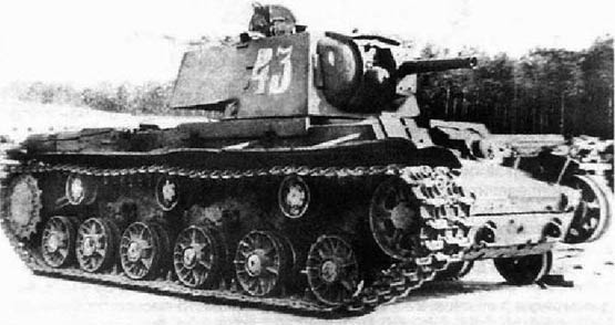 Сборная модель Советский тяжелый огнеметный танк КВ-8 , производства ARK Models, масштаб 1/35, артикул: 35028 # 1 hobbyplus.ru