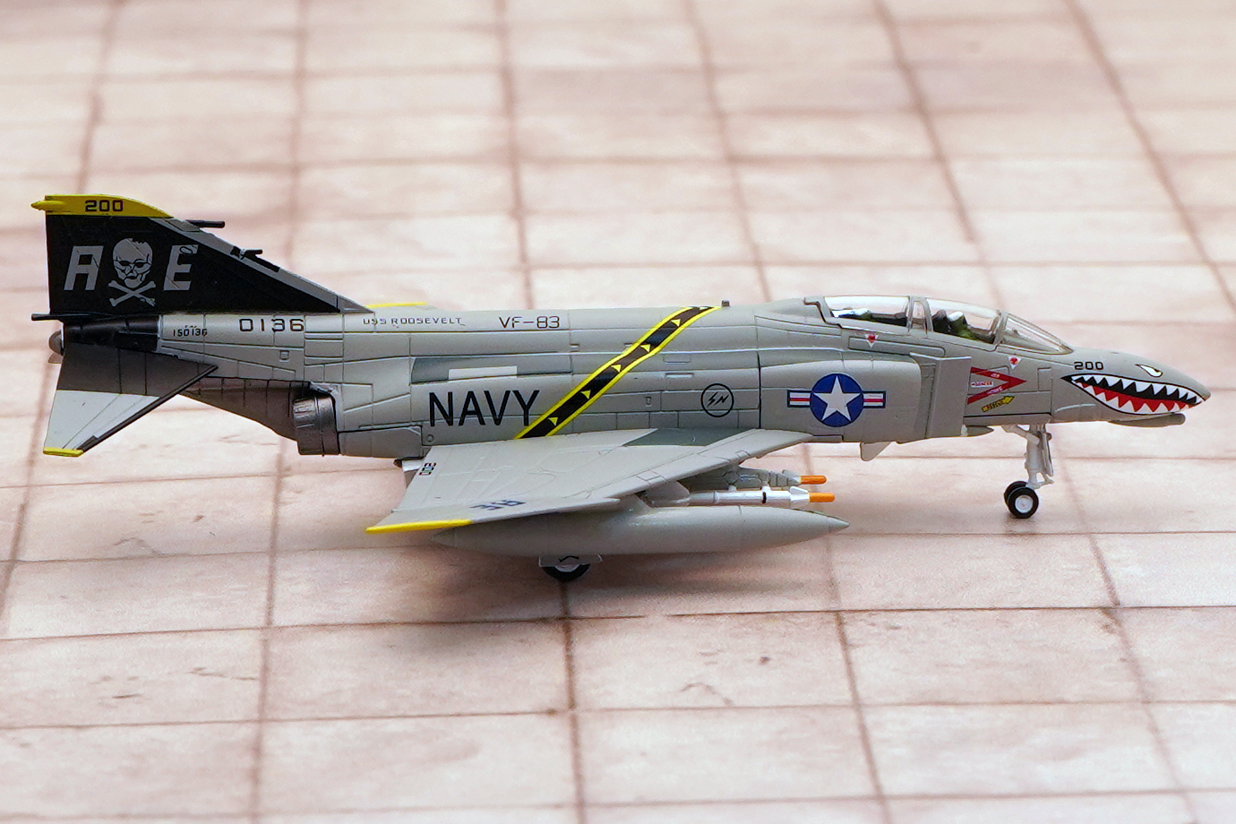   F-4C FHANTOM. # 5 hobbyplus.ru