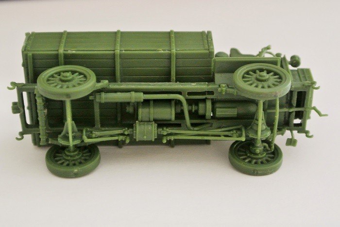 Сборная модель Американский грузовой автомобиль FWD Model B 3-ton Lorry (1917 type production), производства RODEN, масштаб 1/72, артикул: Rod733 # 6 hobbyplus.ru