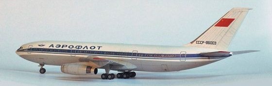 Подарочный набор сборной модели, пассажирского авиалайнера Ил-86, укомплектован клеем, кисточкой и 4 красками. Производства «Звезда» масштаб 1:144, артикул 7001ПН. # 3 hobbyplus.ru