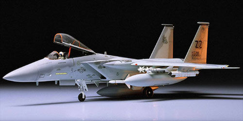 Сборная модель в масштабе 1/48 Истребитель McDONNELL DOUGLAS F-15C EAGLE с 1 фигурой, производитель TAMYIA, артикул: 61029 # 6 hobbyplus.ru