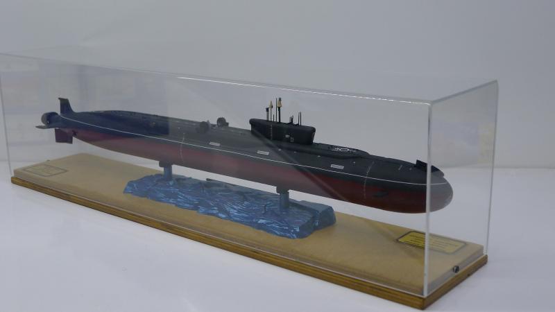      ջ  ɻ   49 .   . The Russian nuclear submarine 