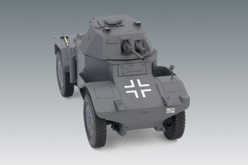 Германский бронеавтомобиль Panzerspähwagen P 204 (f)  ICM Art.: 35374 Масштаб: 1/35 # 14 hobbyplus.ru