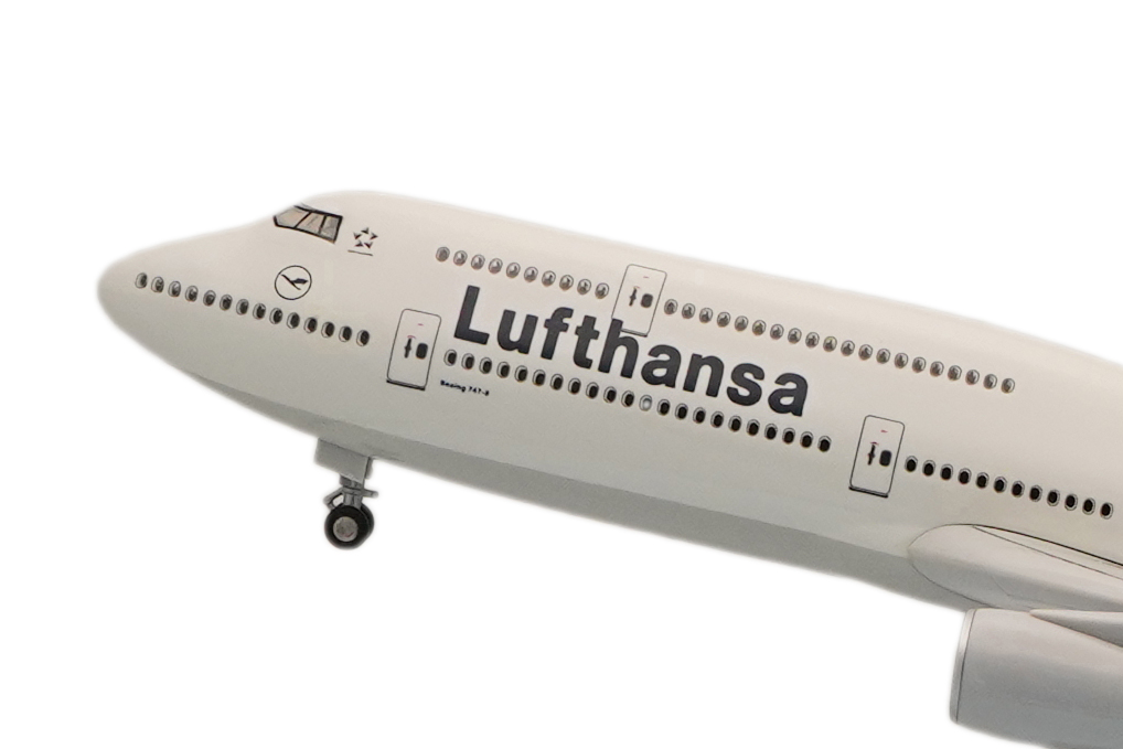       747 8,  Lufthansa. # 12 hobbyplus.ru
