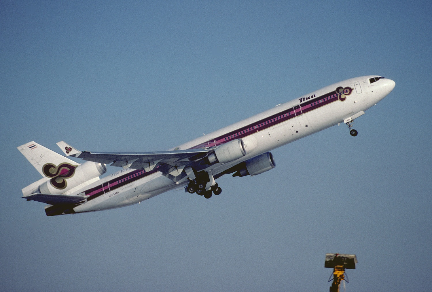   McDonnell Douglas MD-11 - .  # 16 hobbyplus.ru