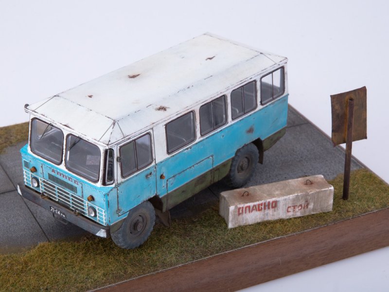 Сборная модель автобус повышенной проходимости АПП-66 , масштаб 1:43. AVD Models 4019AVD  # 14 hobbyplus.ru