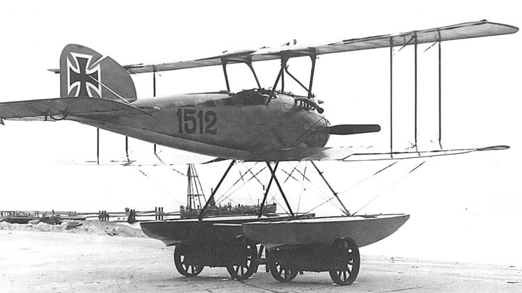 Сборная модель Германский поплавковый самолет Albatros W.4 late., производства RODEN, масштаб 1/72, артикул: Rod34 # 16 hobbyplus.ru