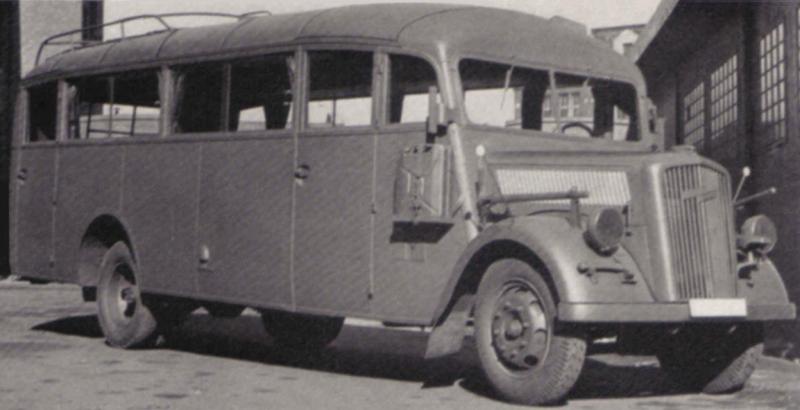Сборная модель Немецкий штабной автобус Opel 3.6-47 Omnibus Staffwagen, масштаб 1/72, артикул: Rod723 # 3 hobbyplus.ru