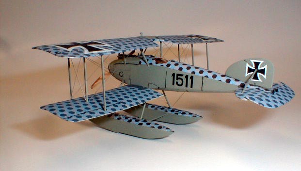 Сборная модель Германский поплавковый самолет Albatros W.4 late., производства RODEN, масштаб 1/72, артикул: Rod34 # 12 hobbyplus.ru