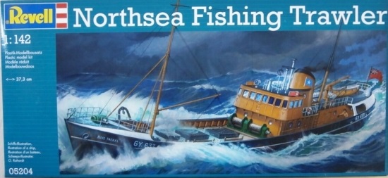 Сборная модель Рыболовного трайлера NORTH SEA FISHING TRAWLER, артикул 05204, производства REVELL, Германия, масштаб 1:142 # 1 hobbyplus.ru