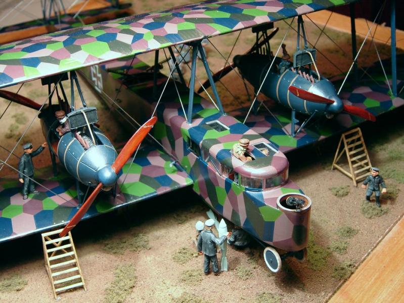 Сборная модель Германский тяжелый бомбардировщик Zeppelin Staaken R.VI., производства RODEN, масштаб 1/72, артикул: Rod055 # 13 hobbyplus.ru