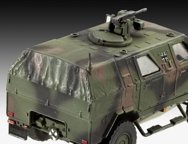 Сборные  модели  мостоукладчика для танков «Бобер» и броневика «Динго», производства REVELL, Германия, масштаб 1:72 # 2 hobbyplus.ru
