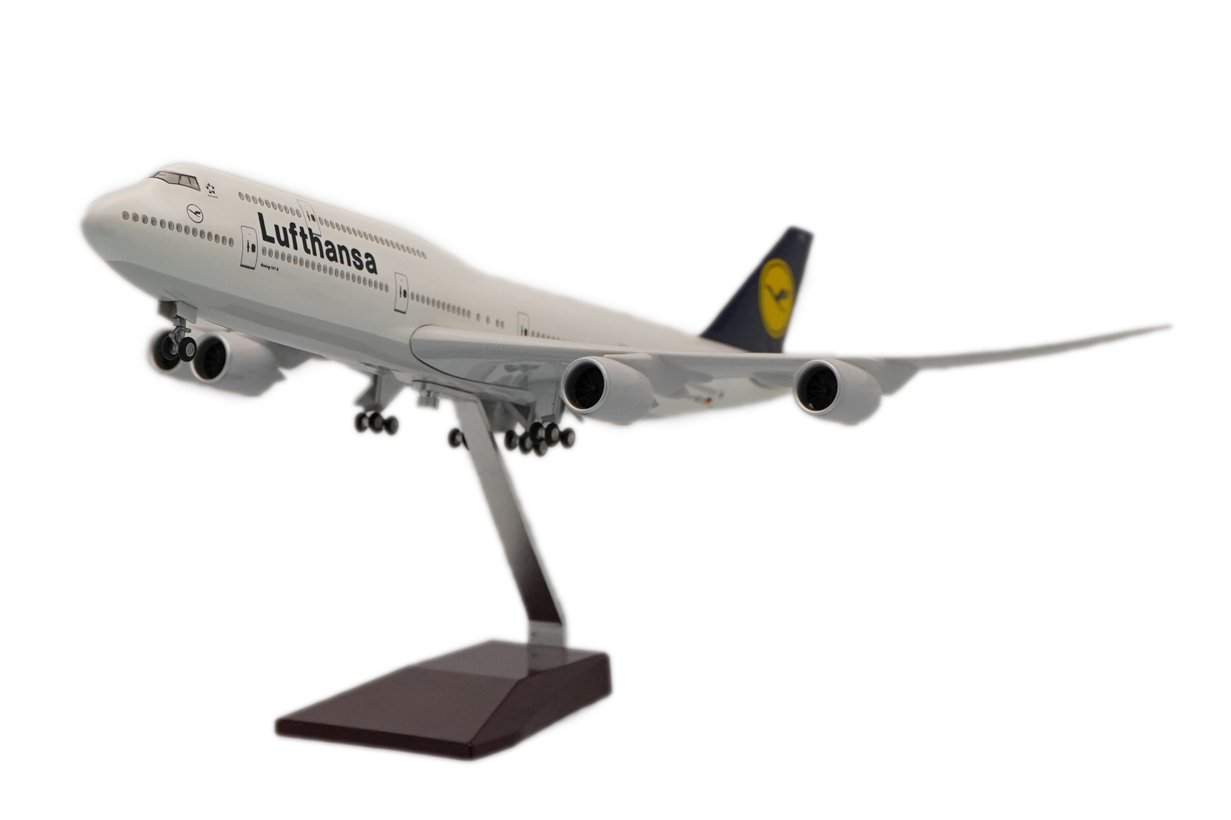       747 8,  Lufthansa. # 8 hobbyplus.ru