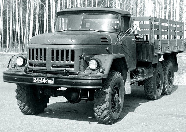 Советский армейский грузовой автомобиль ЗиЛ-131, ICM Art.: 35515 Масштаб: 1/35 # 19 hobbyplus.ru