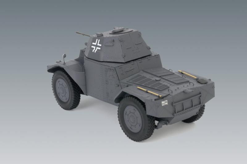 Германский бронеавтомобиль Panzerspähwagen P 204 (f)  ICM Art.: 35374 Масштаб: 1/35 # 15 hobbyplus.ru