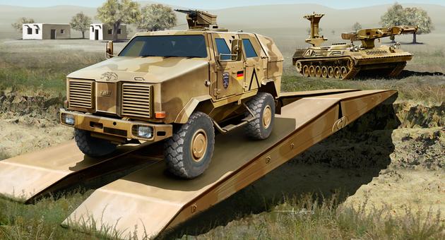 Сборные  модели  мостоукладчика для танков «Бобер» и броневика «Динго», производства REVELL, Германия, масштаб 1:72 # 1 hobbyplus.ru
