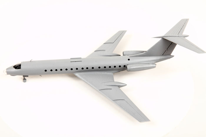Сборная модель Пассажирский авиалайнер Ту-134А/Б-3, производитель «Звезда», масштаб 1:144, артикул 7007 # 5 hobbyplus.ru