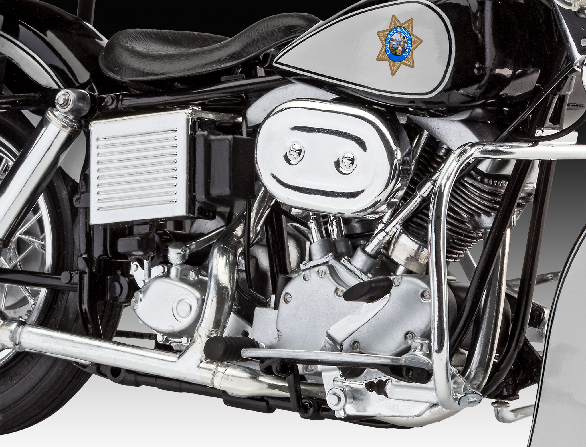 07915 Revell 1:8 Полицейский мотоцикл США # 4 hobbyplus.ru
