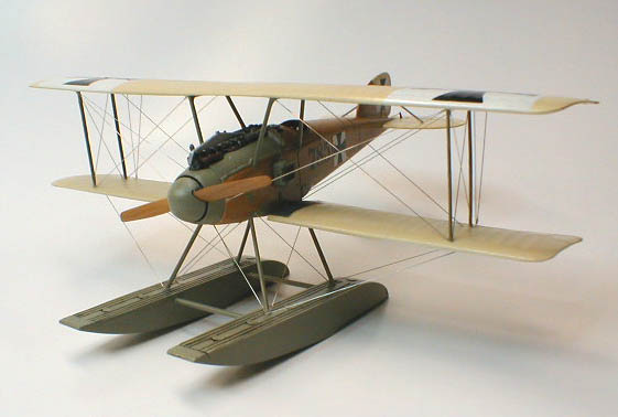 Сборная модель Германский поплавковый самолет Albatros W.4 early., производства RODEN, масштаб 1/72, артикул: Rod028 # 10 hobbyplus.ru