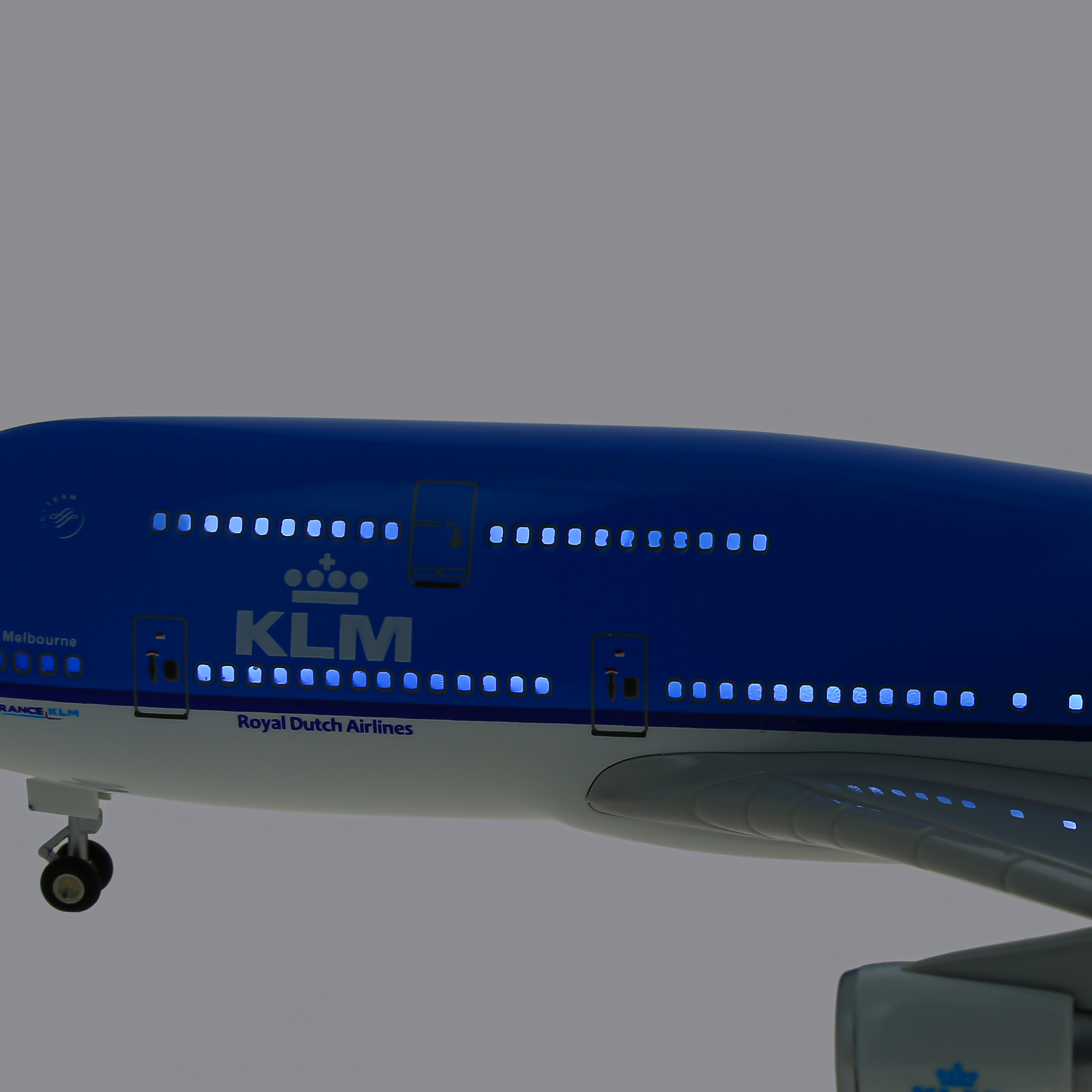     747  KLM,   .  47 . # 3 hobbyplus.ru
