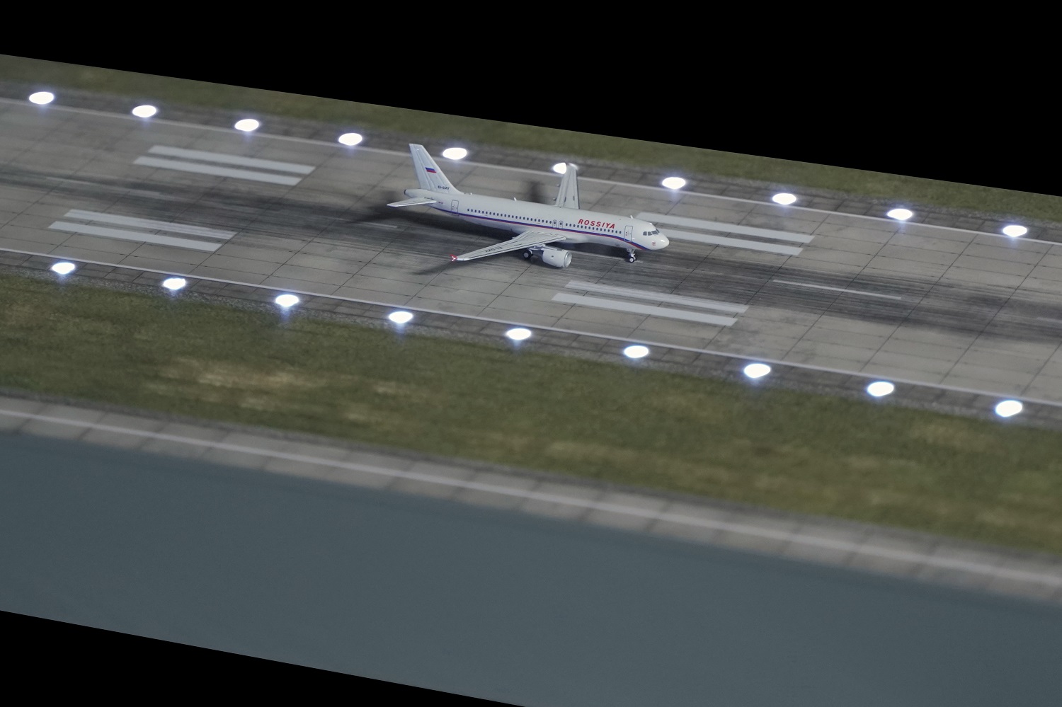 ������ ������� �320 ��� ������, 1:400.  # 8 hobbyplus.ru