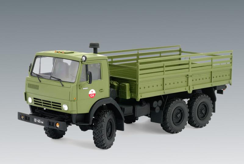 Советский шестиколесный армейский грузовой автомобиль, ICM Art.: 35001 Масштаб: 1/35 # 14 hobbyplus.ru