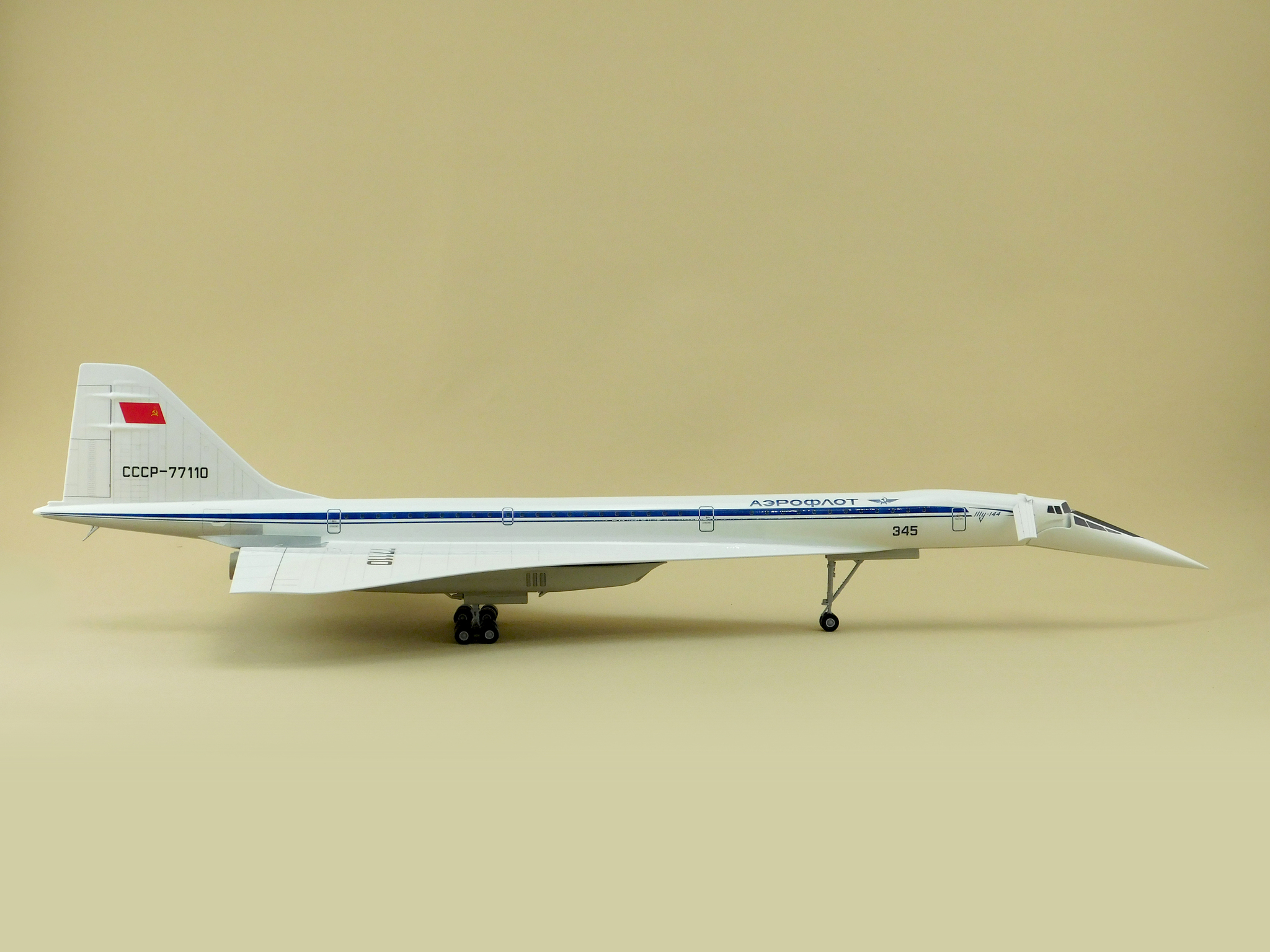 ������ �������� ��-144 (�1:100, �������� ����-77110) ������������ ���������� � ����� # 2 hobbyplus.ru