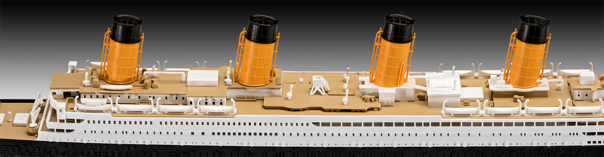 Сборная модель Revell  корабля RMS TITANIC в масштабе 1:600. # 3 hobbyplus.ru