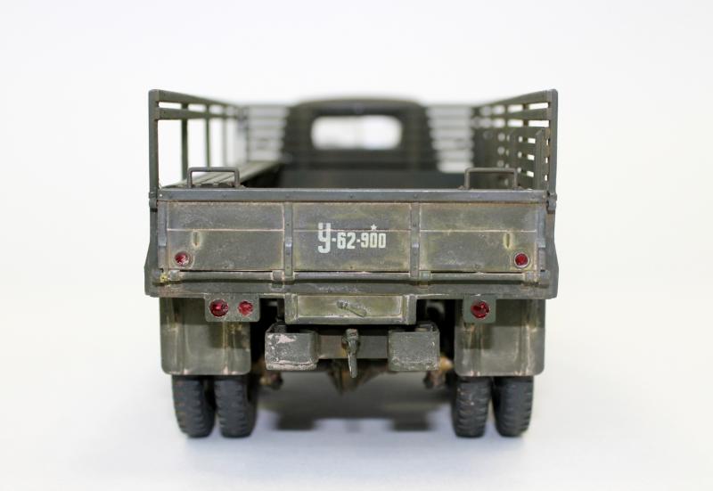 Модель Американского грузовика ручной работы Studebaker US6,выполнена из пластика,с высокой степенью деталировки,полностью соответствует оригиналу.Масштаб 1:35. Длина 19.5 см. # 4 hobbyplus.ru