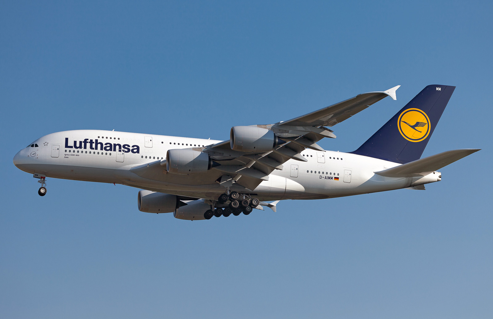   Airbus A380  Lufthansa. # 13 hobbyplus.ru