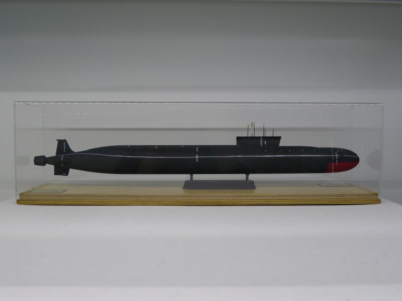      ,   .    1:350.    48 .   50 .   Russian nuclear submarine Yuri Dolgoruky, with ballistic missiles. Handmade. Length 48 cm. Boxing leng # 1 hobbyplus.ru