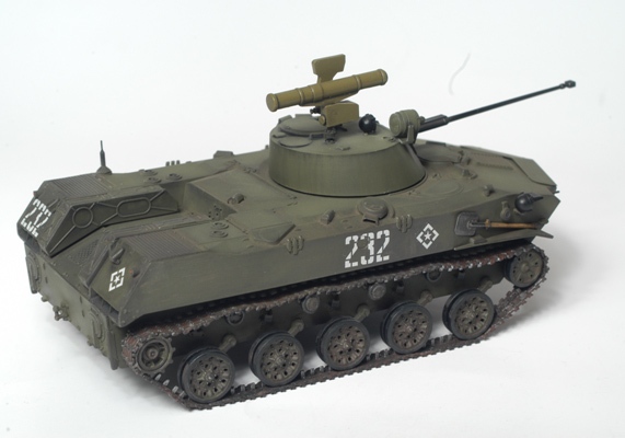 Сборная модель: Российская боевая машина пехоты БМД-2, производства «Звезда», масштаб 1:35, артикул 3577 # 3 hobbyplus.ru