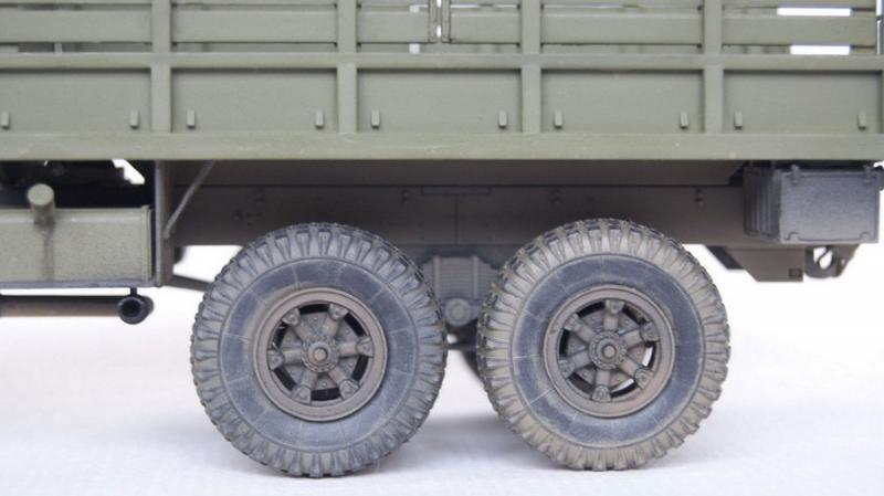 Сборная модель грузового автомобиля КрАЗ-214Б, производства RODEN, масштаб 1/35 # 8 hobbyplus.ru
