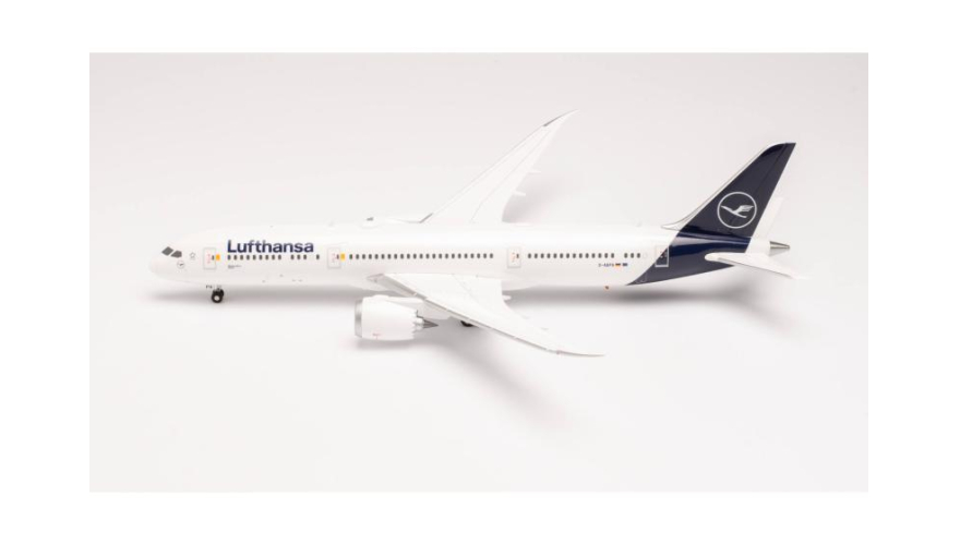 ������ �������� Lufthansa Boeing 787-9  � D-ABPA �Berlin�. 1:200 572033.