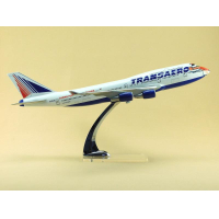 ������ �������� Boeing 747-400 (�1:144, Transaero � ������, EI-XLN)