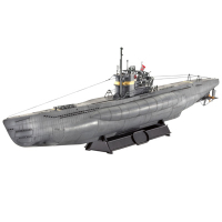 Сборные стендовые модели подводных лодок.