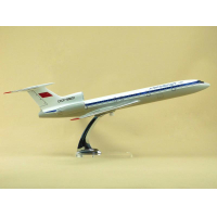 ������ �������� ��-154� (�1:100, �������� ����-85631)