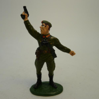 Оловянная покрашенная фигура в масштабе 135. Советский комбат. Оловянные солдатики.