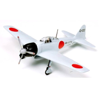 Сборные модели самолетов ВВС Японии времен второй мировой войны.
