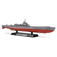 Коллекционные модели подводных лодок.